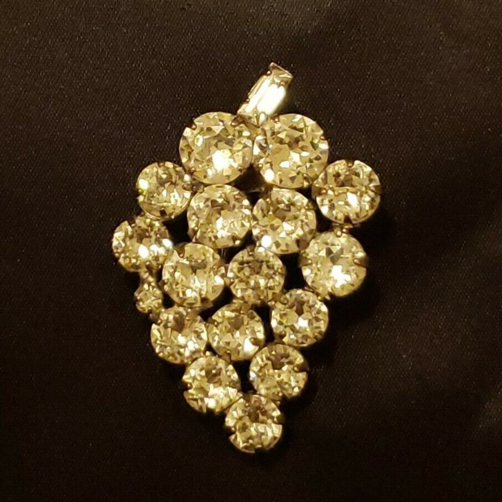 WEISS Clear Rhinestone Grape Cluster Brooch